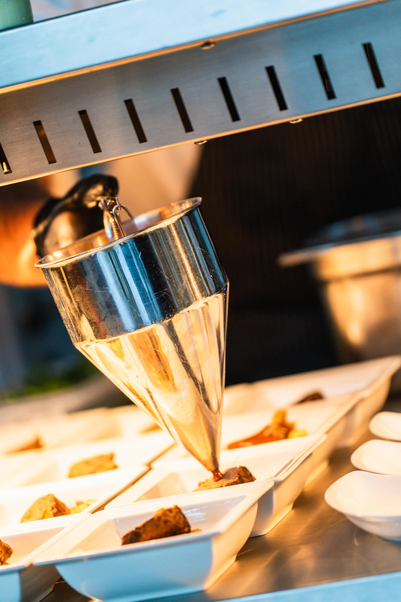 Albertz Catering Hannover - Hauptgang wird frisch und professionell direkt vor Ort zubereitet